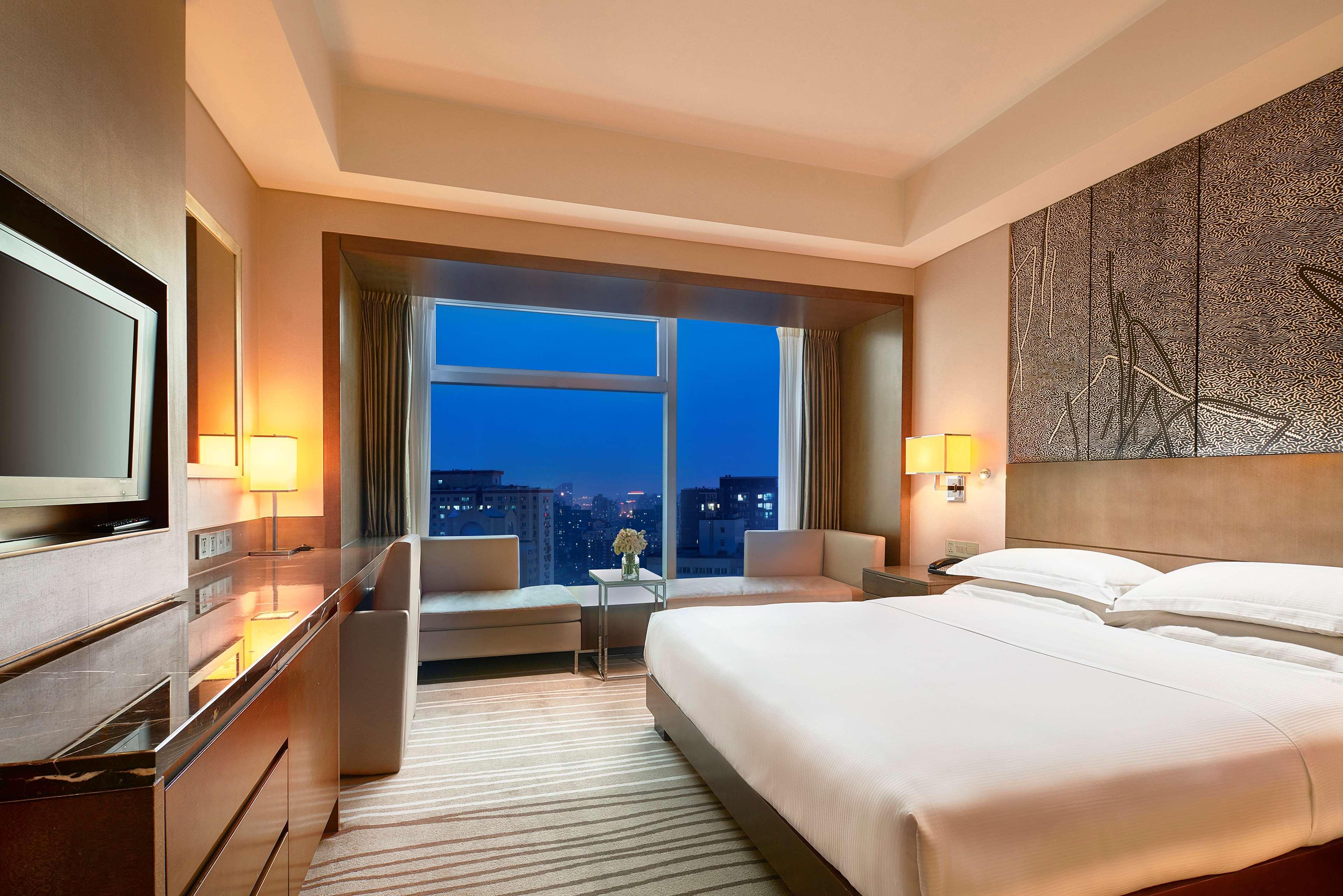 Doubletree By Hilton Beijing Hotel Exterior photo