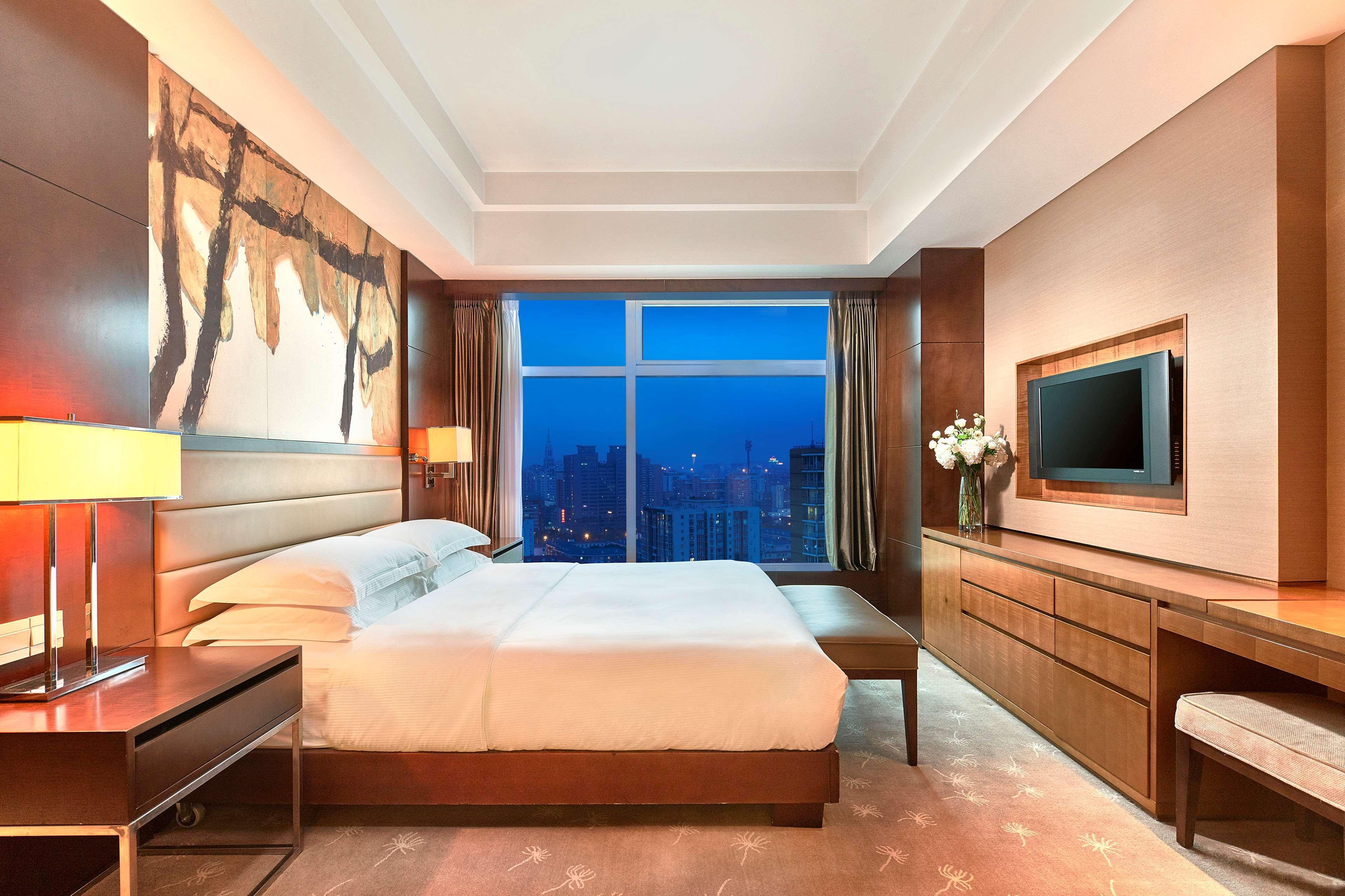 Doubletree By Hilton Beijing Hotel Exterior photo