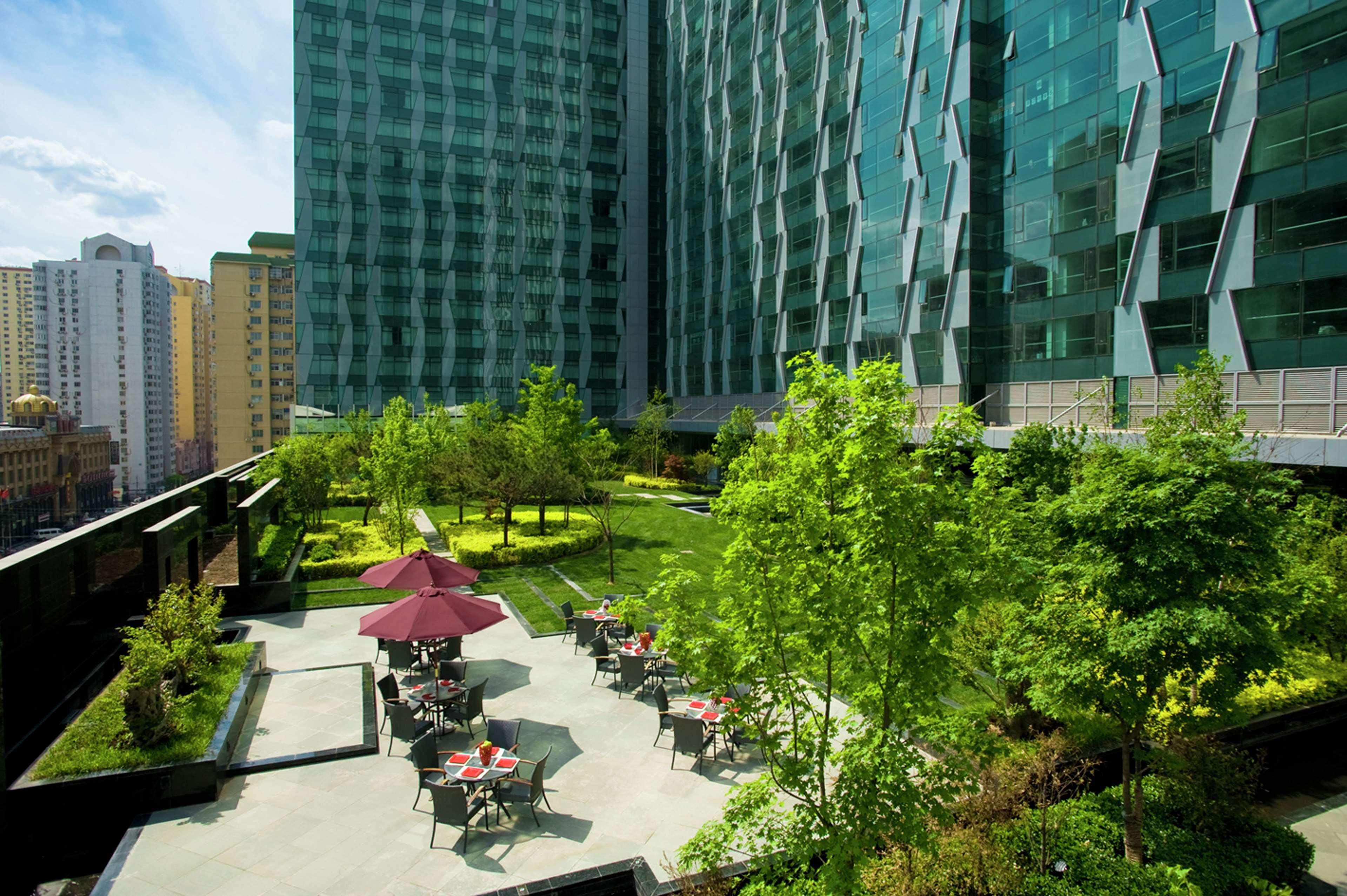 Doubletree By Hilton Beijing Hotel Exterior photo