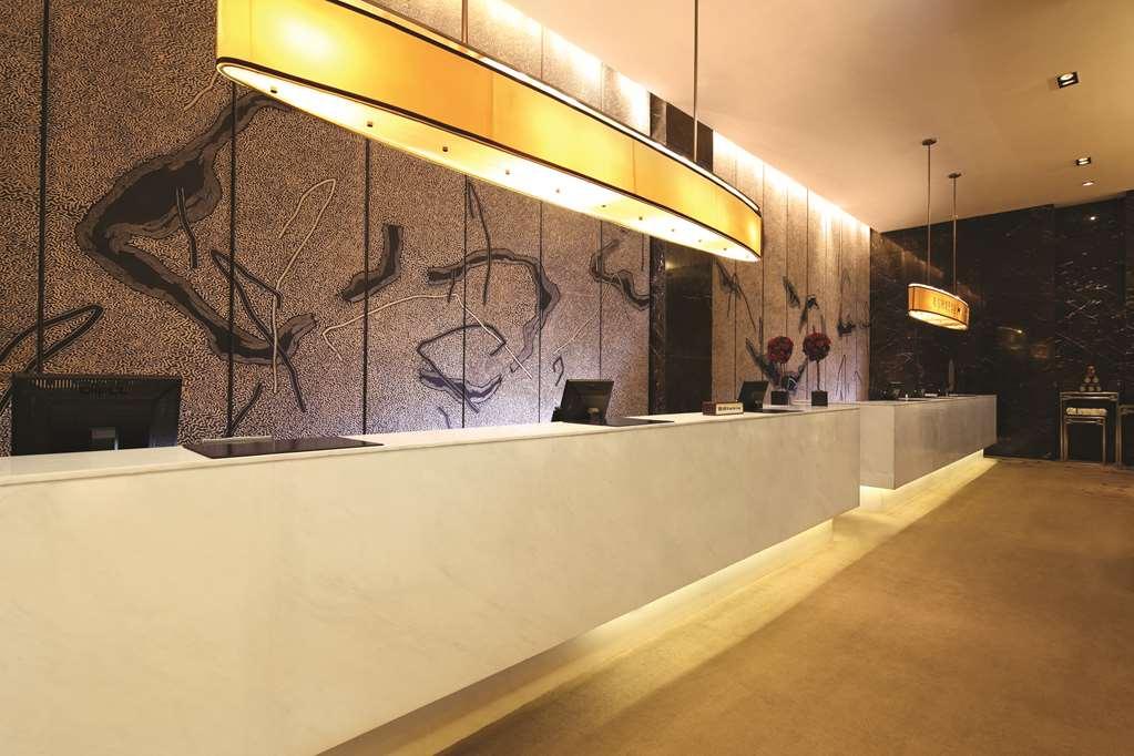 Doubletree By Hilton Beijing Hotel Interior photo