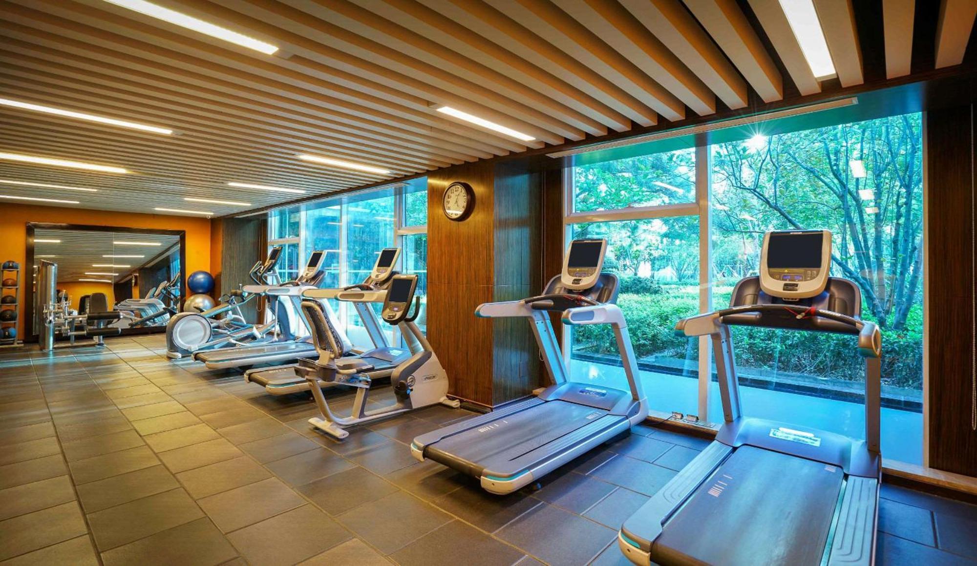 Doubletree By Hilton Beijing Hotel Exterior photo