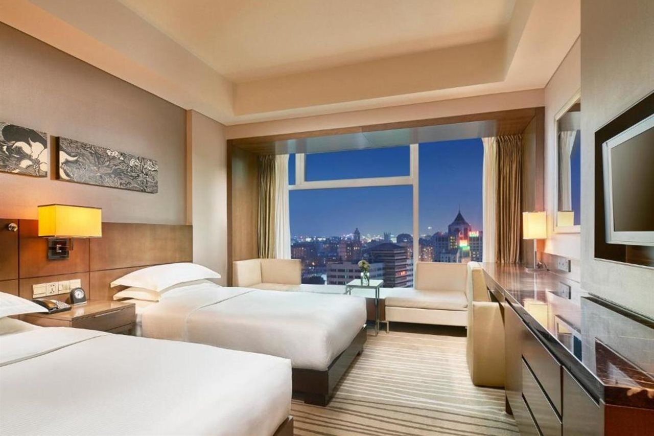 Doubletree By Hilton Beijing Hotel Exterior photo